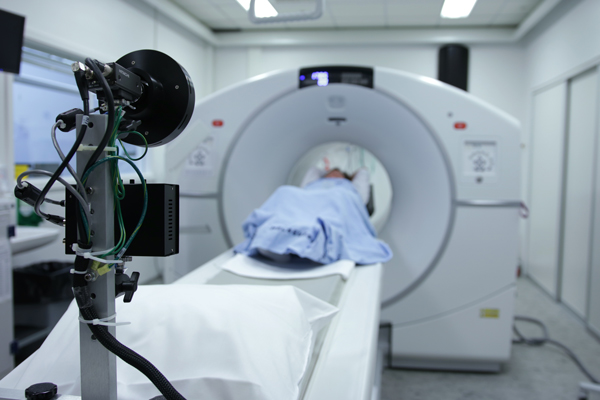 Hands Free Intercom for Cabinet of Radiology