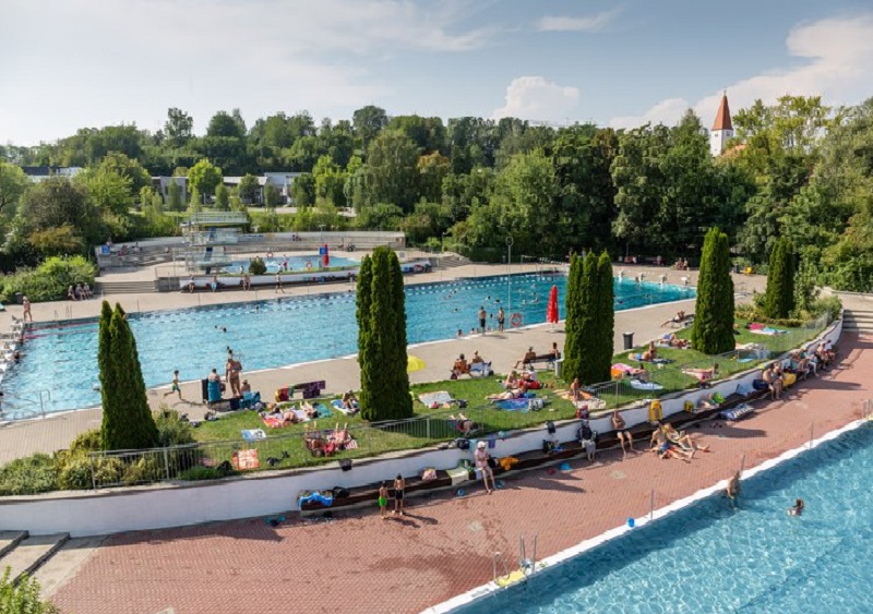 Outdoor Pool Pfaffenhofen