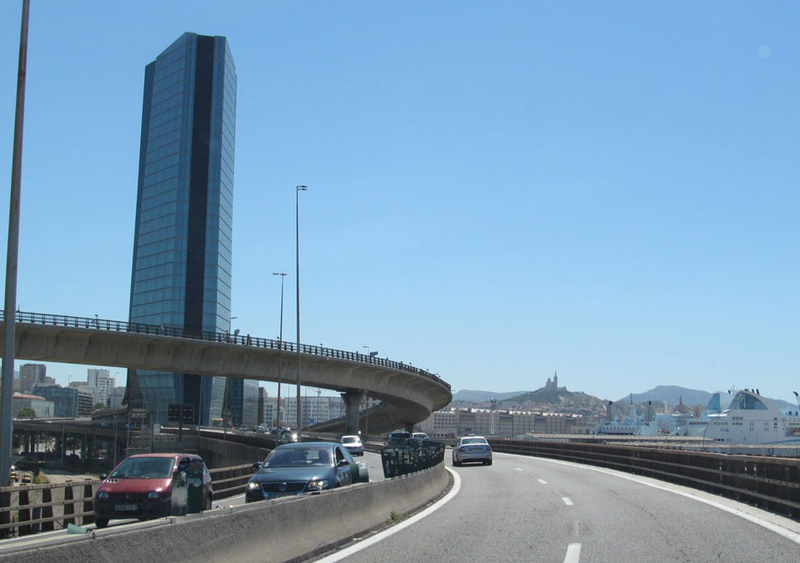 Tunnel der Ringstraße L2 von Marseille